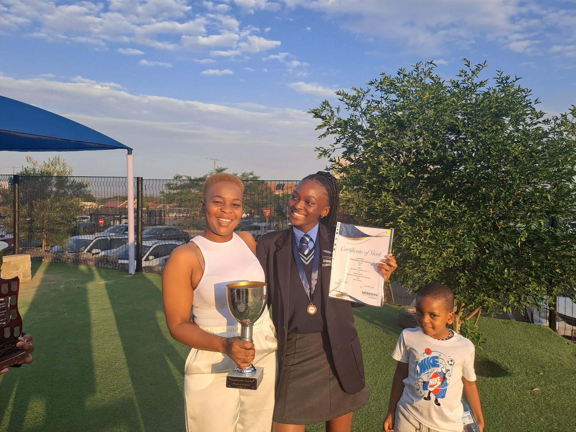 "I Thought Investing Was for Rich People": How Omolemo Proved Herself Wrong at 19